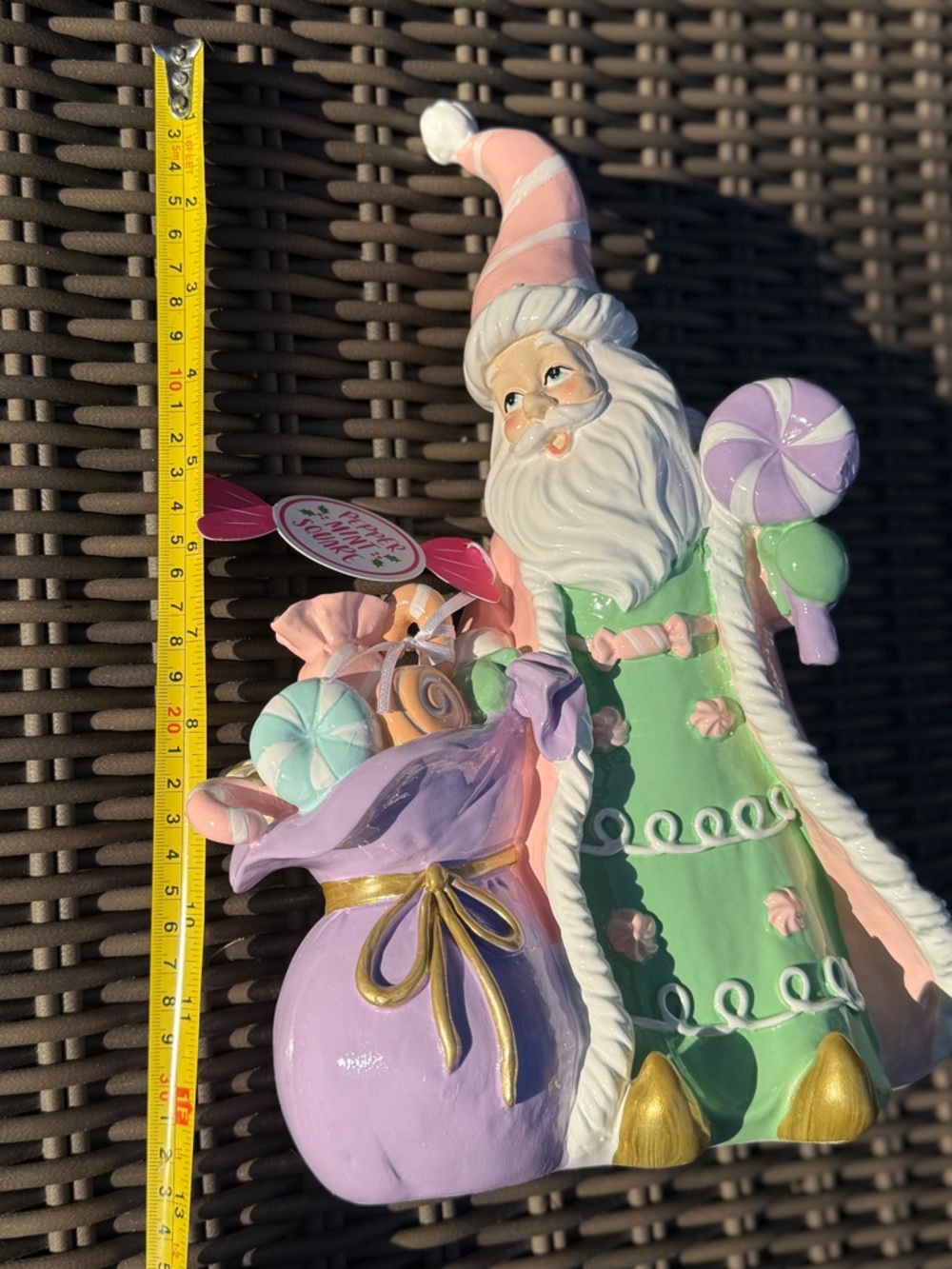 Pastel Candy Santa Figurine - NWT - Picture 15 of 16